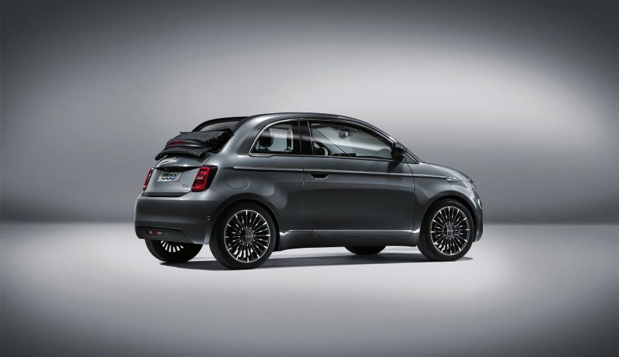  Fiat 500 la Prima - Italia Cabrio 2020 года  (фото 6 из 42)